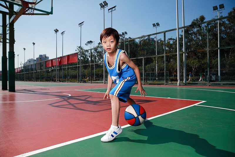 如何结合视频分析进行篮球模拟训练_1