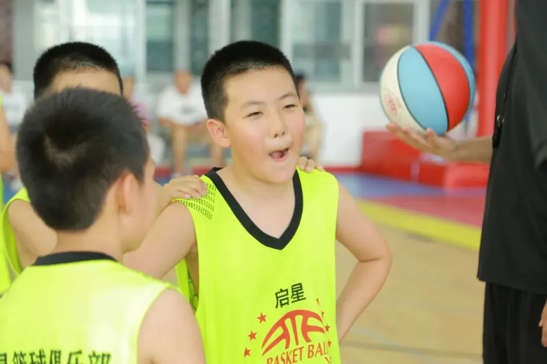 为什么一些职业球员罚球命中率不高?_1